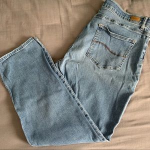 Lee Jeans